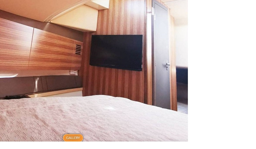 Chris Craft 36 Launch Starboard Head Door w/ Jamb 018-3048