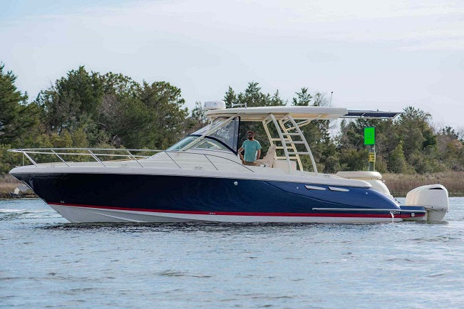 Chris Craft 36 Launch w/ Bow Rails Black Mooring Cover 117149231 ...