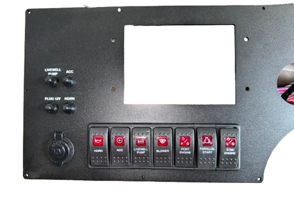 Luhr'sdashPANEL1023559 2