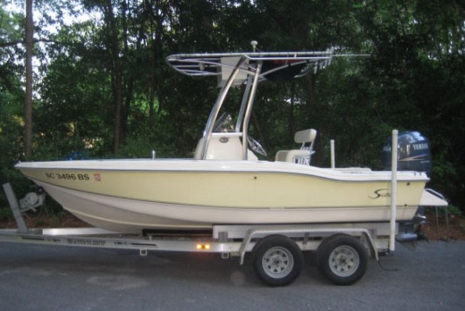 Scout Boats 185 Sportfish Sunbrella Jet Black T-Top Canvas