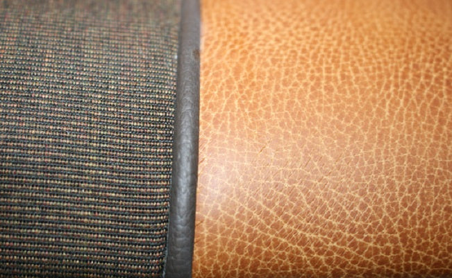 Scout Boats 350 LXF Brisa Vinyl/Chocolate Fabric Starboard Helm Seat